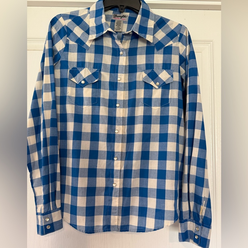 Vintage Wrangler Blue and White Checkered Women’s Pearl Snap Shirt